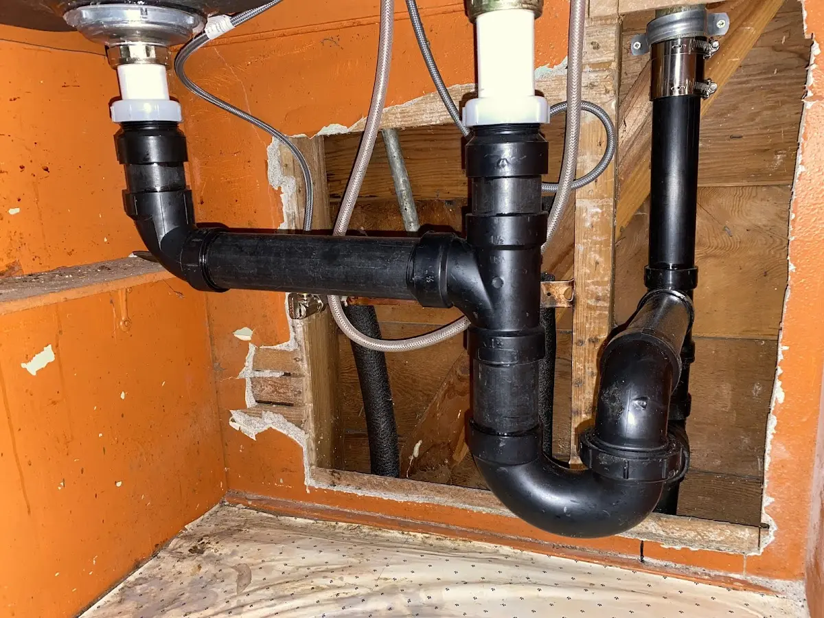 Professional Pipe Bursting equipment and tools on the job in Ware